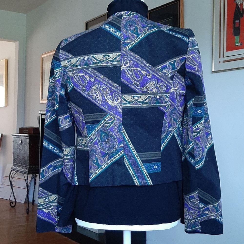 Chico's short jacket    - Picture 3 of 5